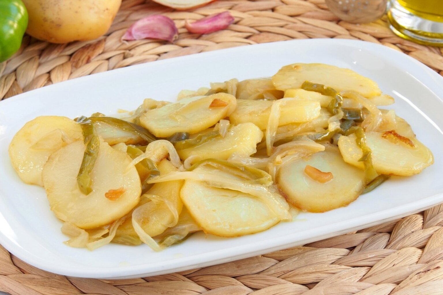 Guarniciones con patatas fritas en El Motocarro