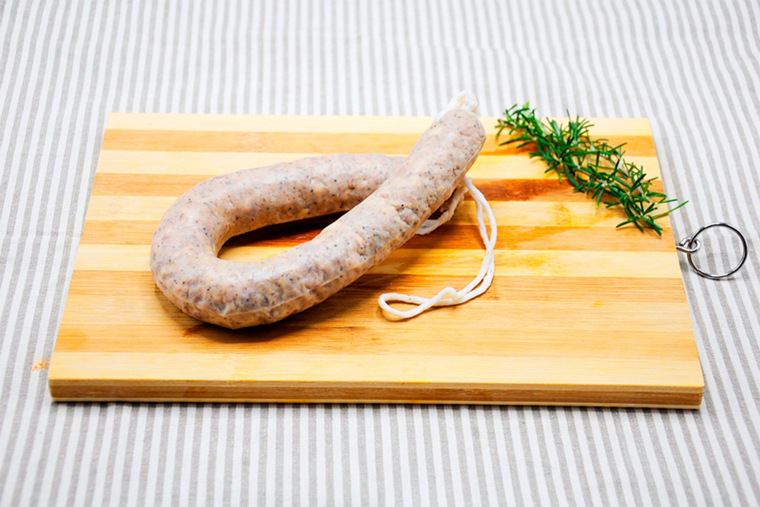 Ibéricos y quesos con butifarra del Penedès
