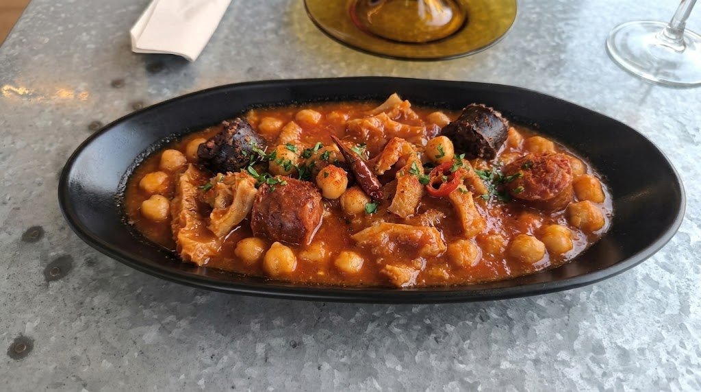 Callos a la andaluza con garbanzos y toque picante